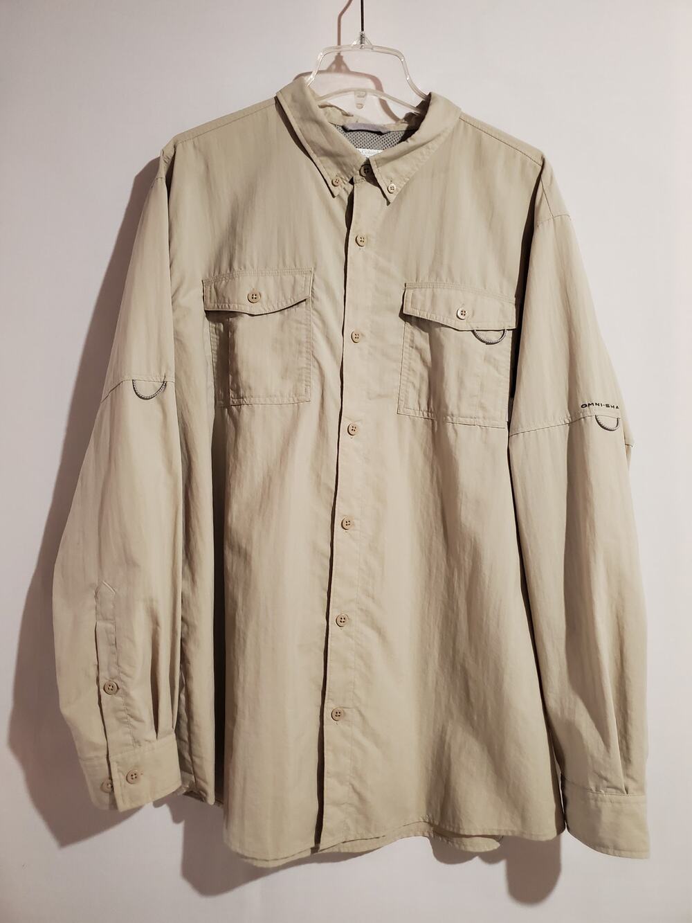 Columbia Omni Shade Tactel Nylon Button Up Fishing Shirt Mens Size XL Hiking Tan